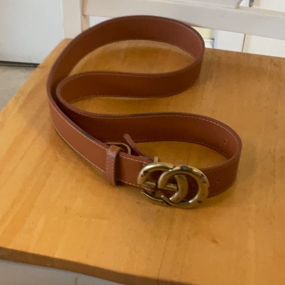 GucciBrown Leather Belt with Gold Buckle - Picture 8 of 8